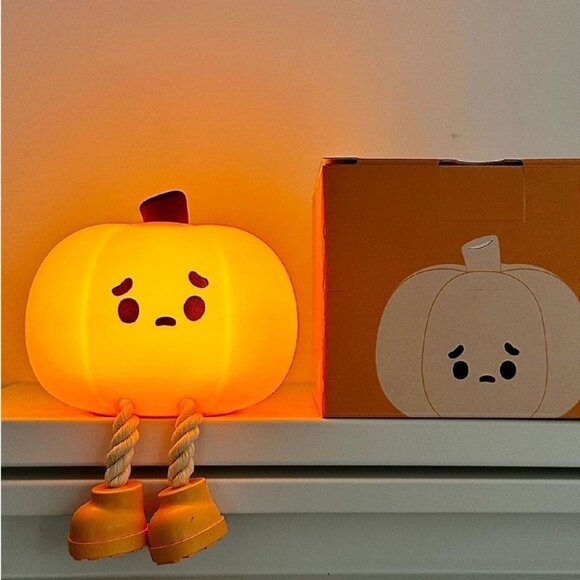 Pumpkin Night Light LED Lamp, Silicone Cute Sleep Companion Lamp - Picture 4 of 6